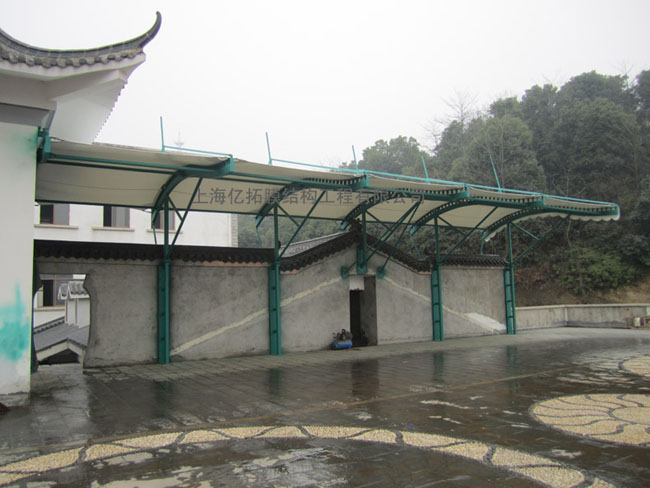 ��ɳ��������Ĥ�ṹ��������