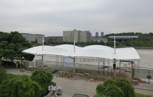 ����ְҵ����ѧԺĤ�ṹ��ϯ̨