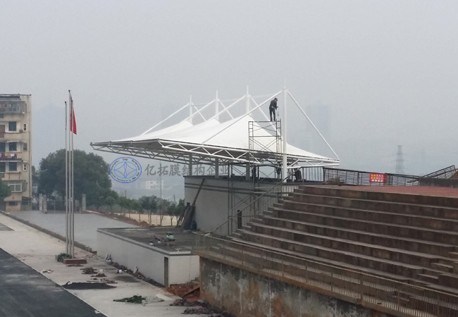 �����ۺ�ְҵ��ר��Ĥ�ṹ��ϯ̨