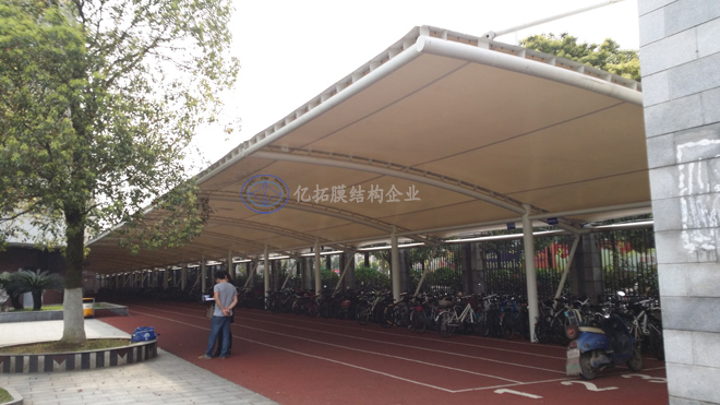 ʵ����ѧ������Ĥ�ṹ���Ⱥ�����Ĥ�ṹ������