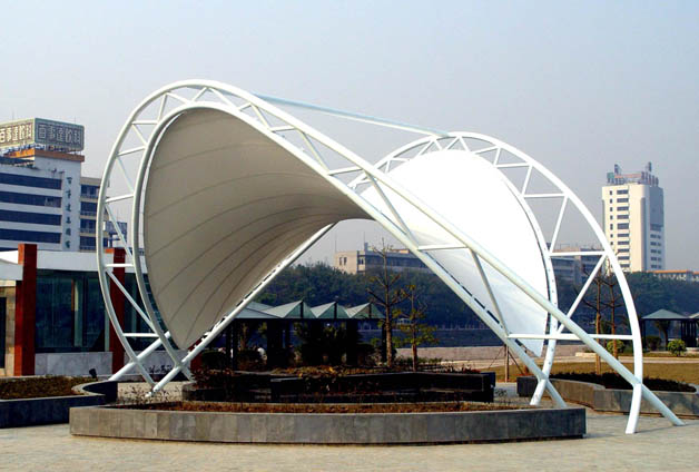 ������ʩĤ�ṹ